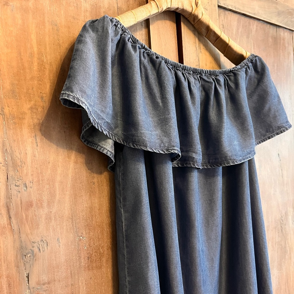 APT9 Off the Shoulder Sundress Denim color Size XL